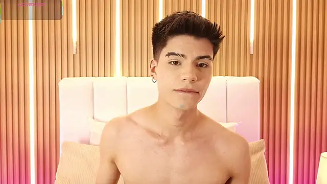 Dulcey  online show from March 31, 4:57 am