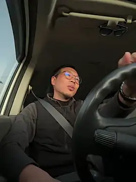 Snapshot of koukou322 chatting on December 14, 9:52 pm koukou322 online show from December 14, 9:52 pm