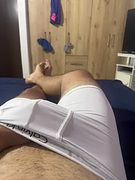 Snapshot of 199190 chatting on February 14, 2:03 pm 199190 online show from February 14, 2:03 pm