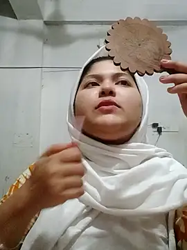 Nusrat-N online show from March 31, 10:10 pm