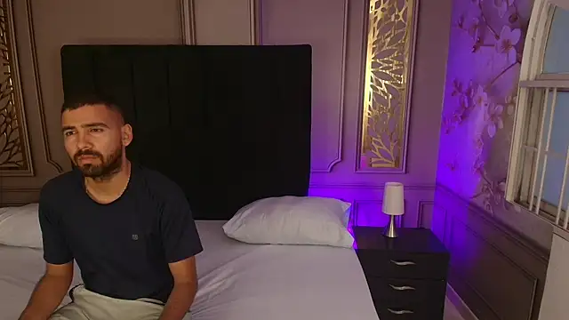 magnus serket online show from November 22, 11:20 am