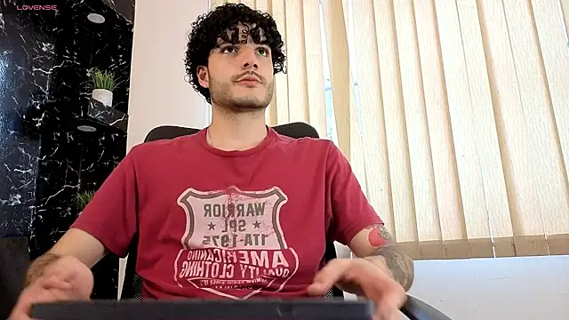 Rafael Mendezz online show from February 26, 8:30 pm