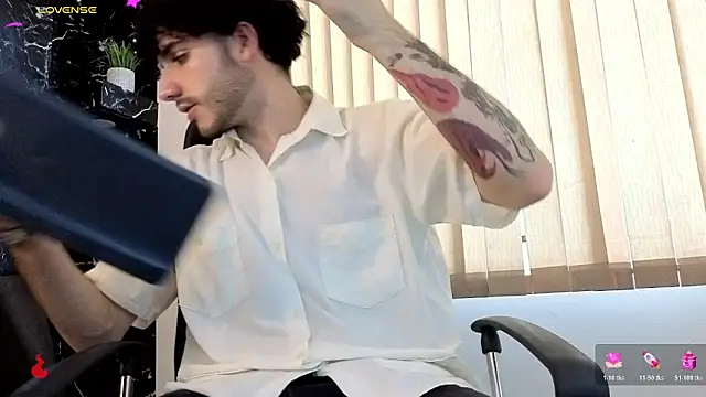 Rafael Mendezz online show from February 28, 7:04 pm