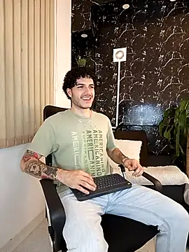 Rafael Mendezz online show from April 3, 8:51 pm