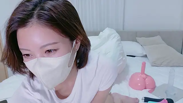 riko oxo online show from May 15, 1:07 pm