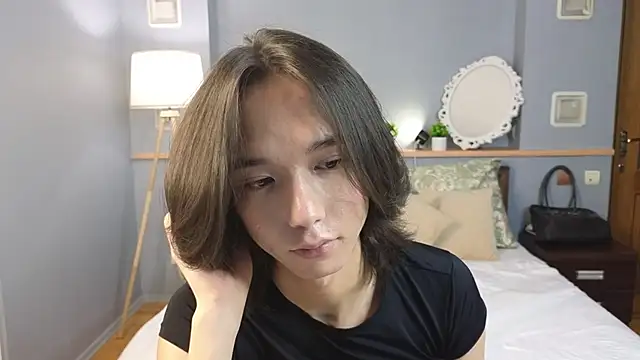 okerriella online show from September 24, 1:25 pm