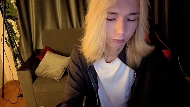 okerriella online show from January 10, 1:46 pm