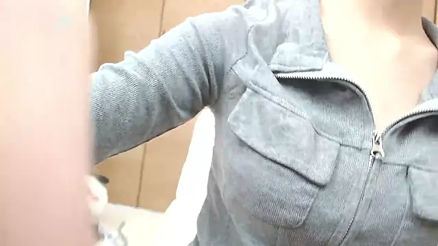 yuna rin online show from April 11, 11:14 am