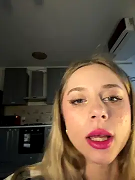 BabyAnais online show from September 15, 4:51 pm