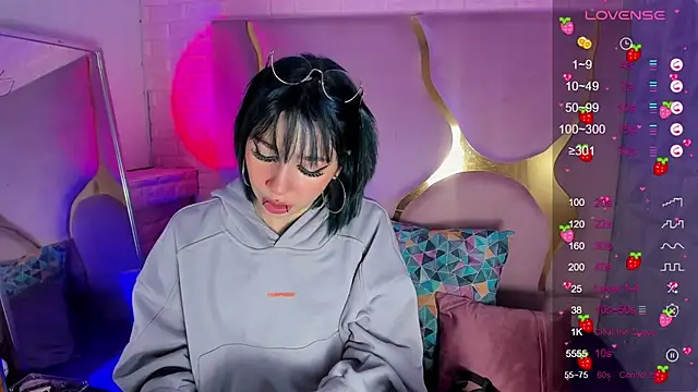 Niina Sissy online show from February 17, 4:20 am