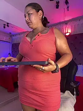 Sussan   online show from April 15, 12:12 pm