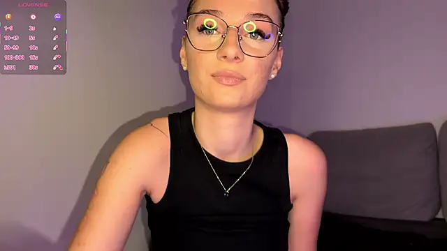 Snapshot of ScarlettSmithX chatting on February 9, 7:07 pm ScarlettSmithX online show from February 9, 7:07 pm