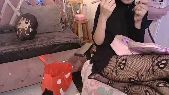 Terraelowen online show from December 21, 11:39 am