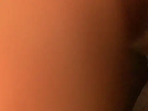 Snapshot of Prettyvsmonster chatting on February 7, 12:36 am Prettyvsmonster online show from February 7, 12:36 am