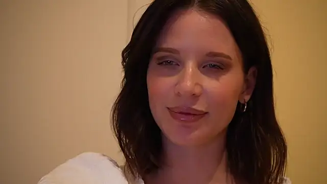 ellaa91 online show from June 9, 5:57 pm