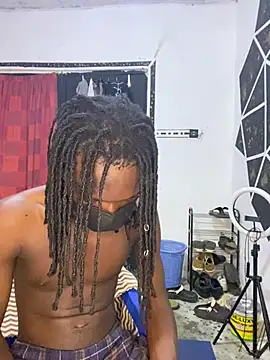 Jaydemasked online show from April 7, 10:48 am