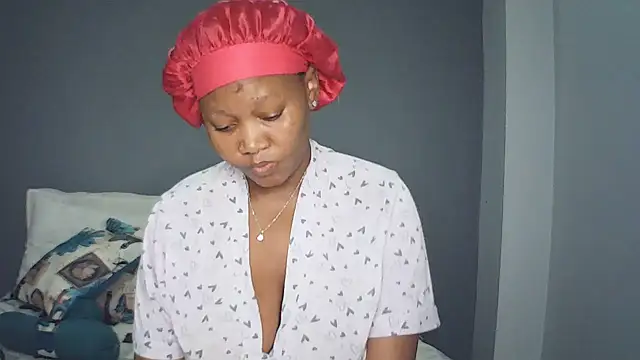 CouplesX96xx online show from April 13, 11:43 pm