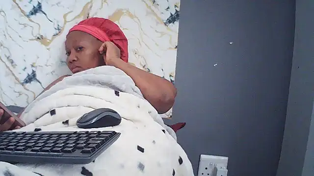 CouplesX96xx online show from April 17, 9:56 am