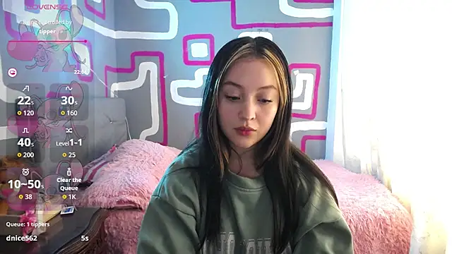 Snapshot of vero_doll2 chatting on March 24, 3:06 pm vero doll2 online show from March 24, 3:06 pm