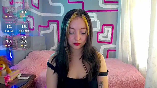 Snapshot of vero_doll2 chatting on March 25, 1:39 pm vero doll2 online show from March 25, 1:39 pm