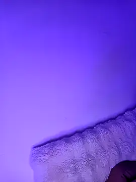 iamlalamilano online show from February 9, 9:30 pm