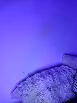 iamlalamilano online show from February 10, 7:18 pm