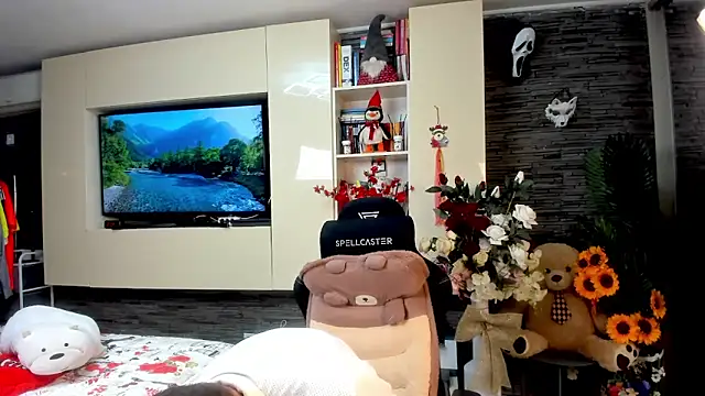 SpartacusDaddy48 online show from May 31, 6:42 pm