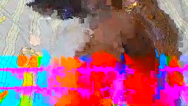 Snapshot of Miss-Hennessy chatting on December 15, 12:59 am Miss-Hennessy online show from December 15, 12:59 am