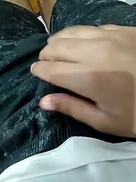 Snapshot of young18indian chatting on April 4, 8:12 am young18indian online show from April 4, 8:12 am