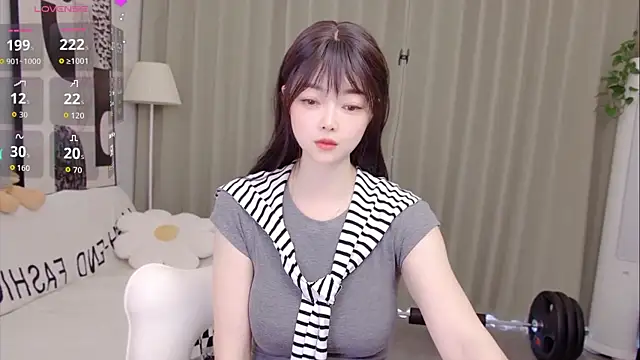 uikyy1 online show from April 13, 5:13 am