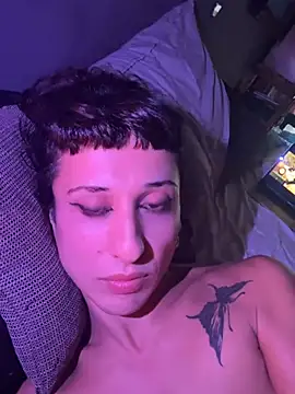 Snapshot of helen_transbarcelona chatting on August 2, 5:06 am helen transbarcelona online show from August 2, 5:06 am