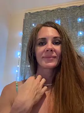 LucieMack online show from September 9, 8:41 pm