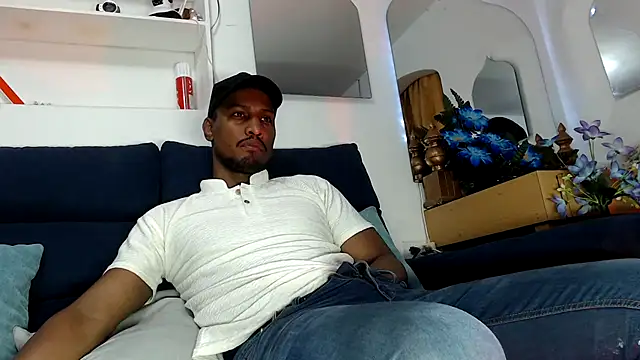 ElCaballeroNegro24 online show from March 14, 2:28 am