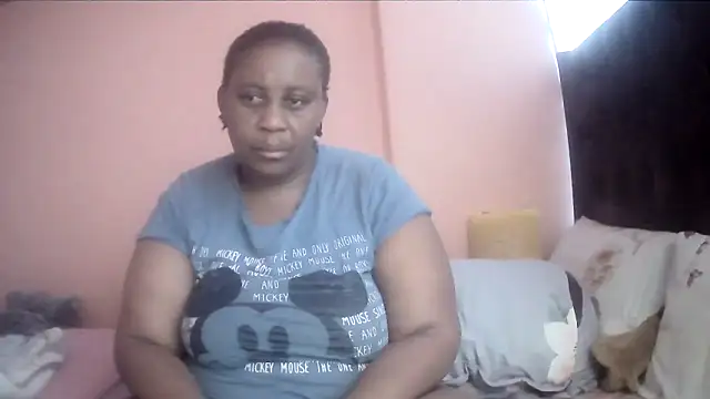 HUGEASSXXXXX online show from November 22, 4:55 am