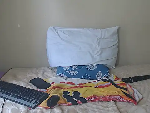  SweetLips  online show from March 20, 11:04 am