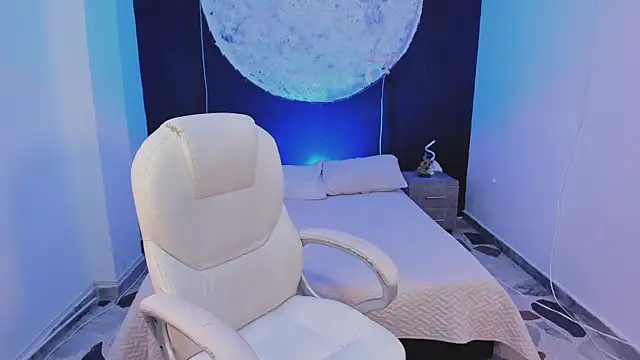 ShaniaDaniels online show from September 18, 9:06 pm