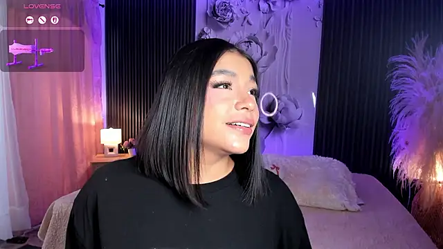 ShaniaDaniels online show from March 18, 9:07 pm