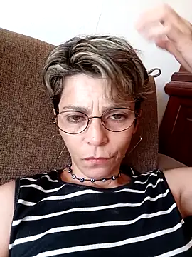 Lulypsicologasexual online show from December 15, 5:06 pm