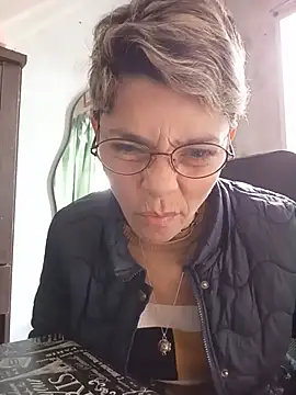 Lulypsicologasexual online show from May 16, 7:01 pm