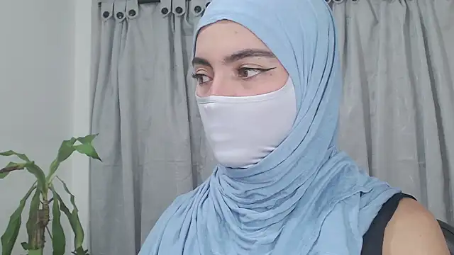 jade nassar online show from March 3, 10:37 pm