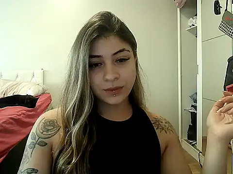 Becca B online show from March 20, 7:30 pm