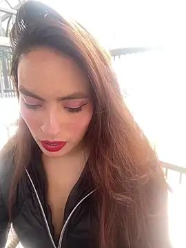 Snapshot of Adarha_Ramirez chatting on April 27, 3:32 pm Adarha Ramirez online show from April 27, 3:32 pm