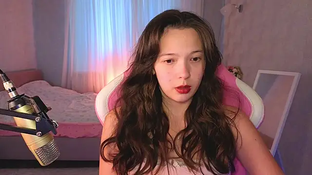 yuna sunshy online show from July 18, 1:10 am