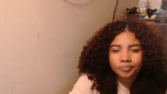 madelene online show from March 6, 11:45 pm