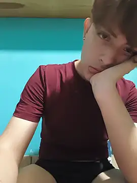 ethan manovan online show from July 6, 10:34 pm