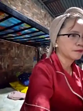 SexyHottMom online show from April 19, 11:42 am