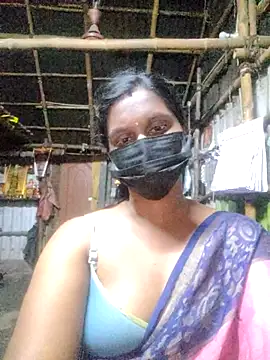 Snapshot of Tamildivya18 chatting on January 13, 4:34 pm Tamildivya18 online show from January 13, 4:34 pm
