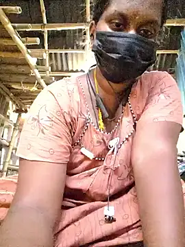 Snapshot of Tamildivya18 chatting on May 20, 7:47 am Tamildivya18 online show from May 20, 7:47 am