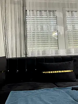 Emilia Mausi online show from September 24, 12:30 pm