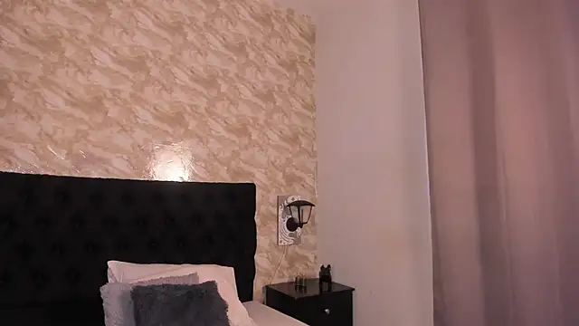 Lucio  Fox online show from October 31, 12:06 pm